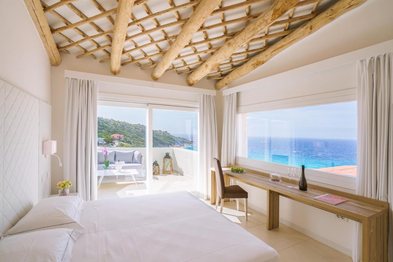 Hotel Moresco Санта-Тереза-Галлура Экстерьер фото