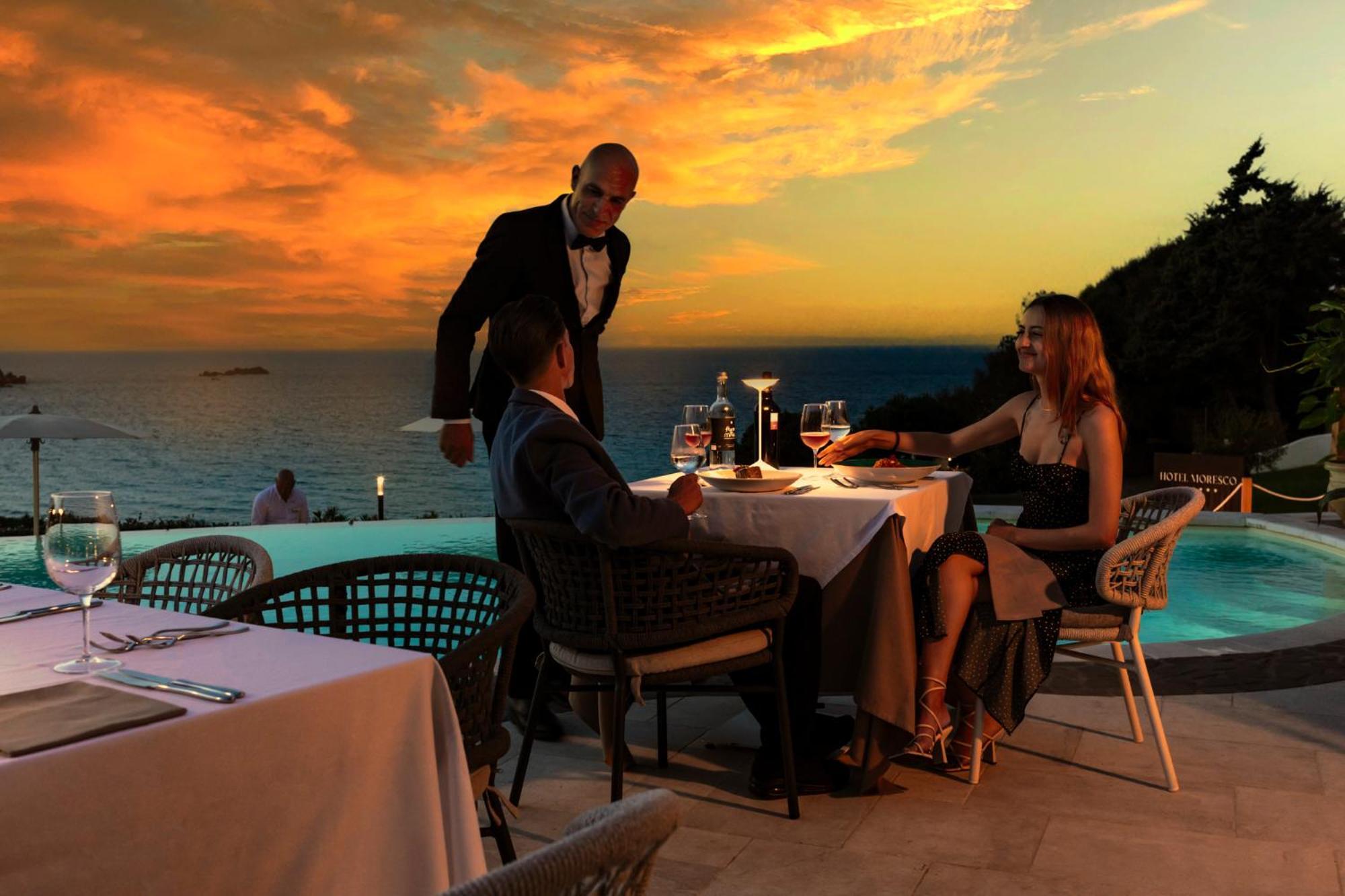 Hotel Moresco Санта-Тереза-Галлура Экстерьер фото